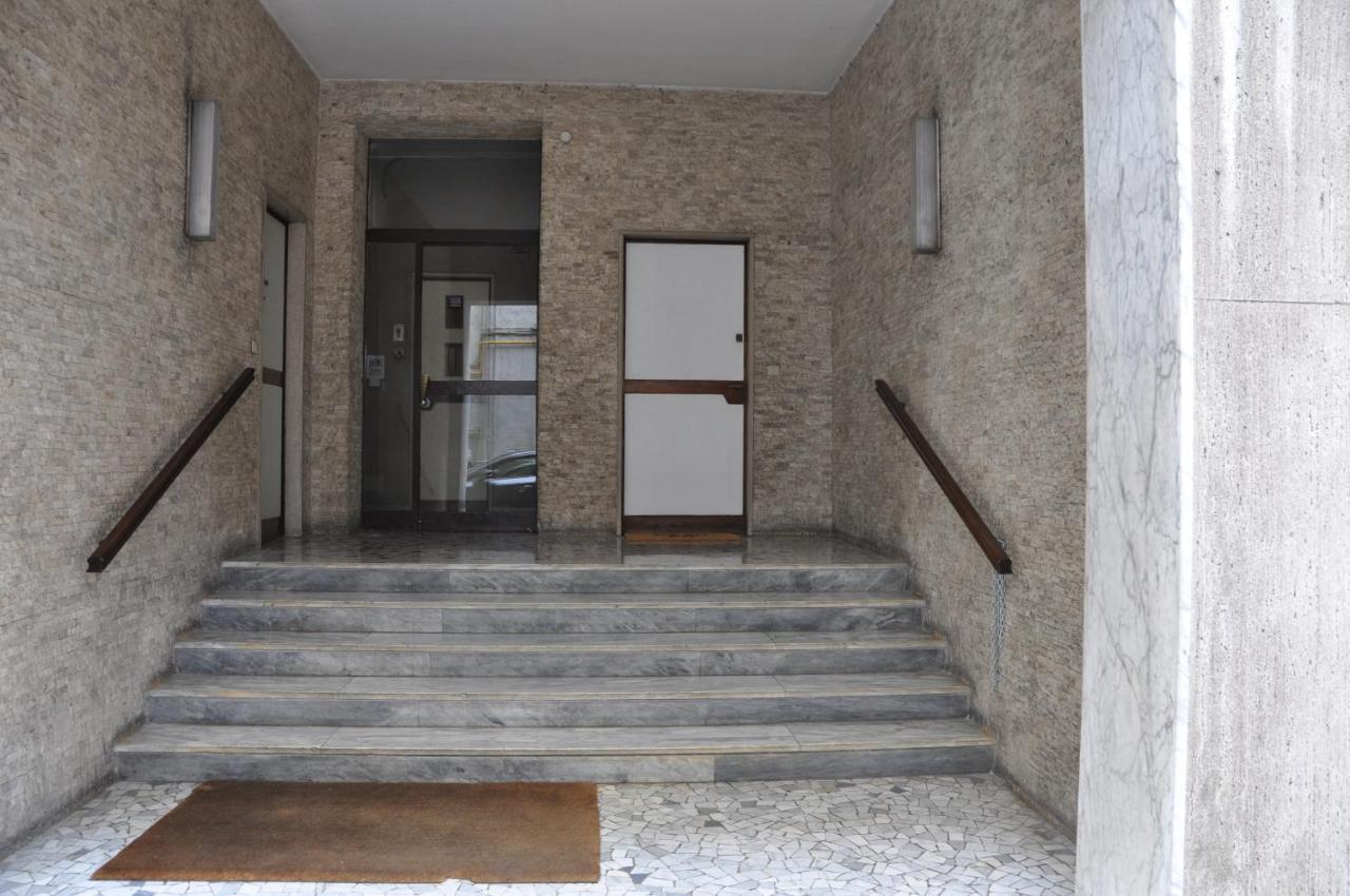 C Studio - Design Bilo Suite -M3- 8 Min Dal Duomo Milaan Buitenkant foto